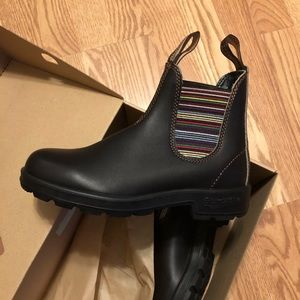 Blundstone 500 Chelsea Boots, size 7.5.